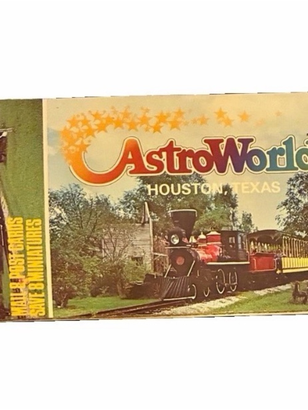VINTAGE 1968 ASTROWORLD BONUS ALBUM - 8 COUNT BOOK of POSTCARDS with MINIATURES